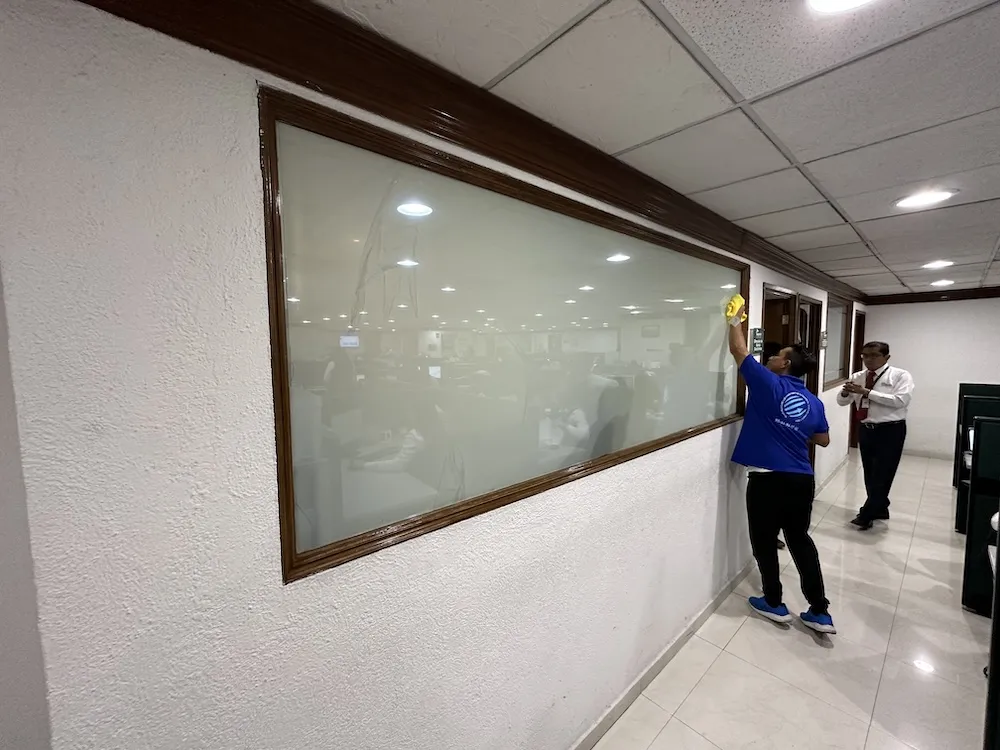 Proyecto Proyecto Banjercito Smart Film - Smart Film (PDLC) - Foto 7