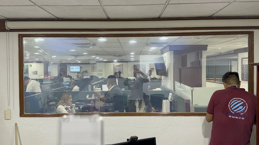 Proyecto Proyecto Banjercito Smart Film - Smart Film (PDLC) - Foto 10