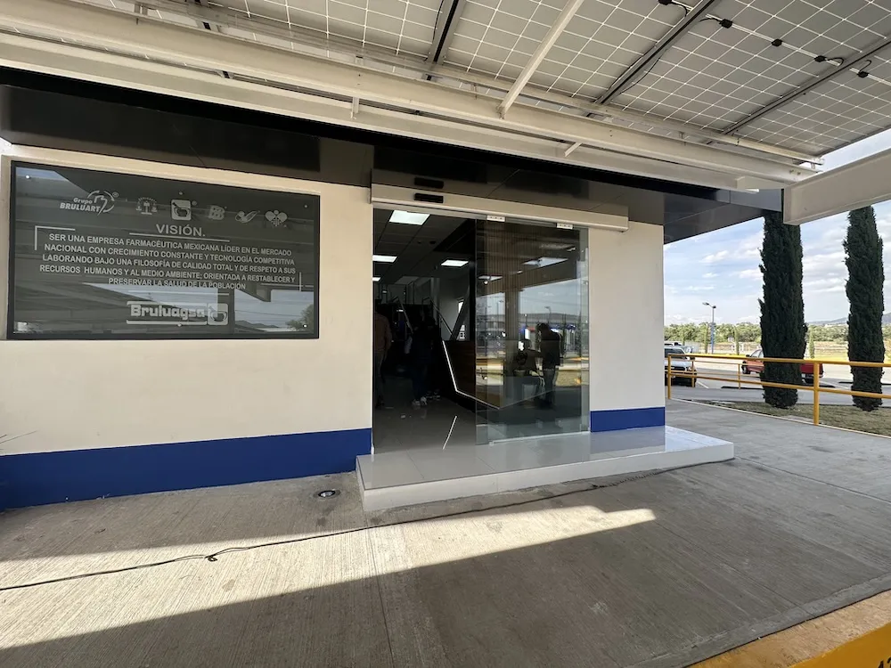 Proyecto Proyecto Brulagsa Puerta Automatica - Smart Film (PDLC) - Foto 7