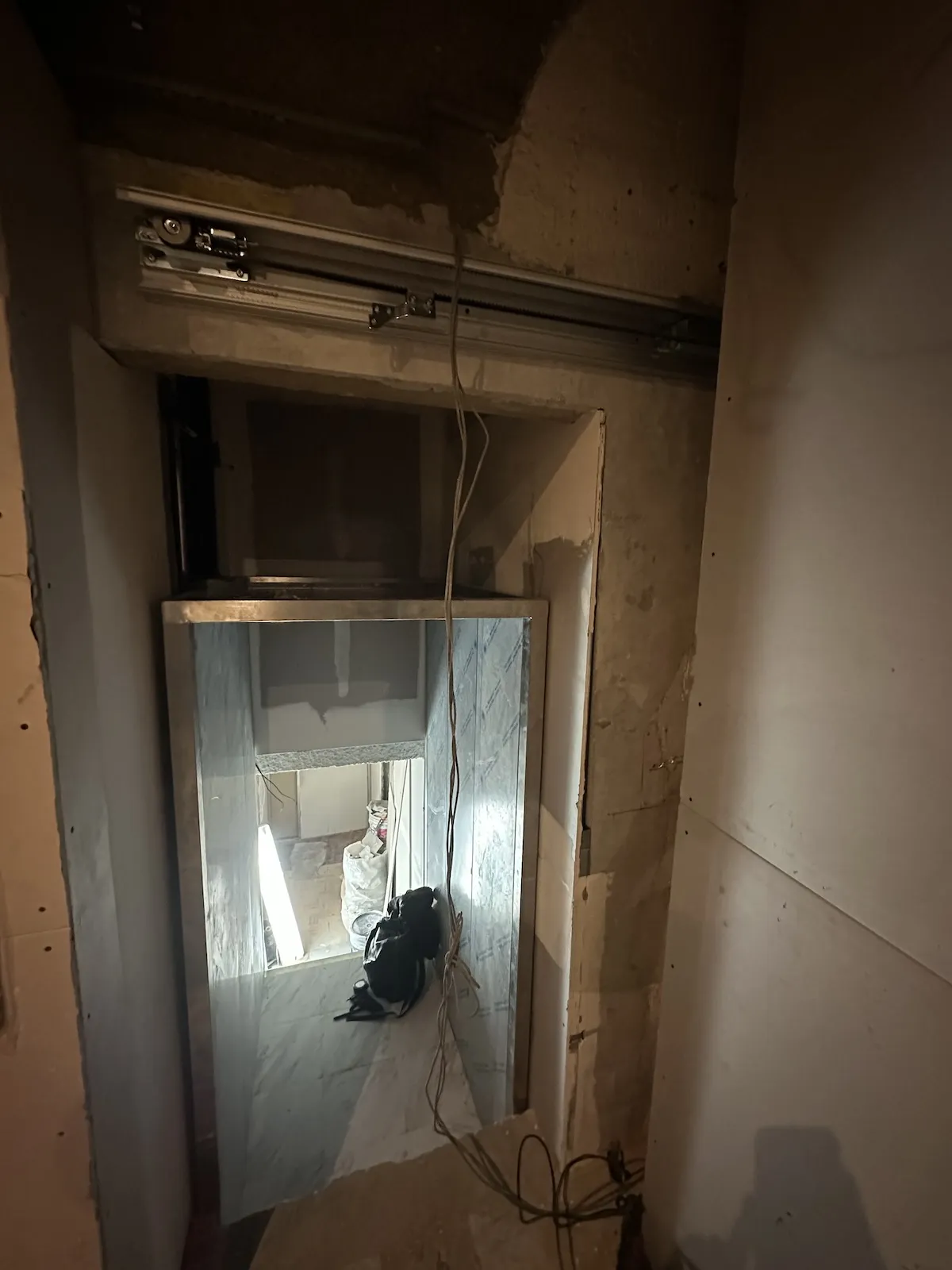 Proyecto Proyecto Elevador Cortesia Hotel Presidente Polanco Cdmx Puertas Automaticas - Smart Film (PDLC) - Foto 4