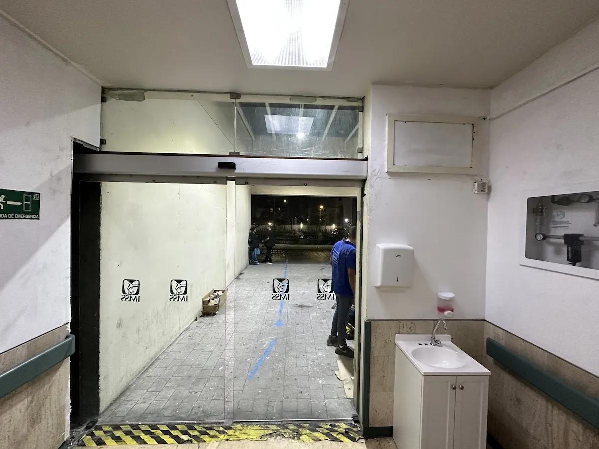 Proyecto Proyecto Hgz 2 Troncoso Puerta Automatica - Smart Film (PDLC) - Foto 16