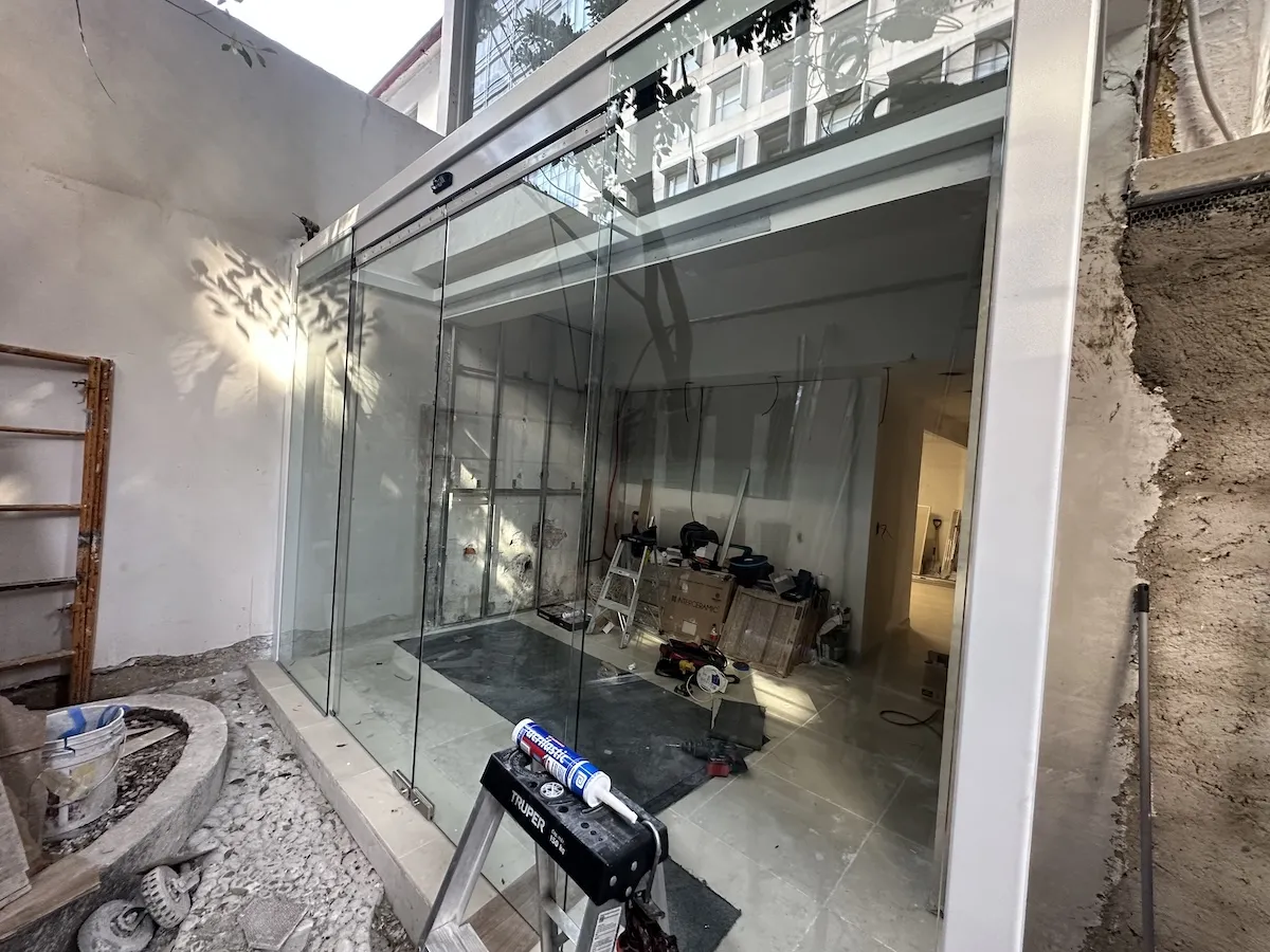 Proyecto Proyecto Karl Storz Endoskope Puerta Automatica - Smart Film (PDLC) - Foto 11