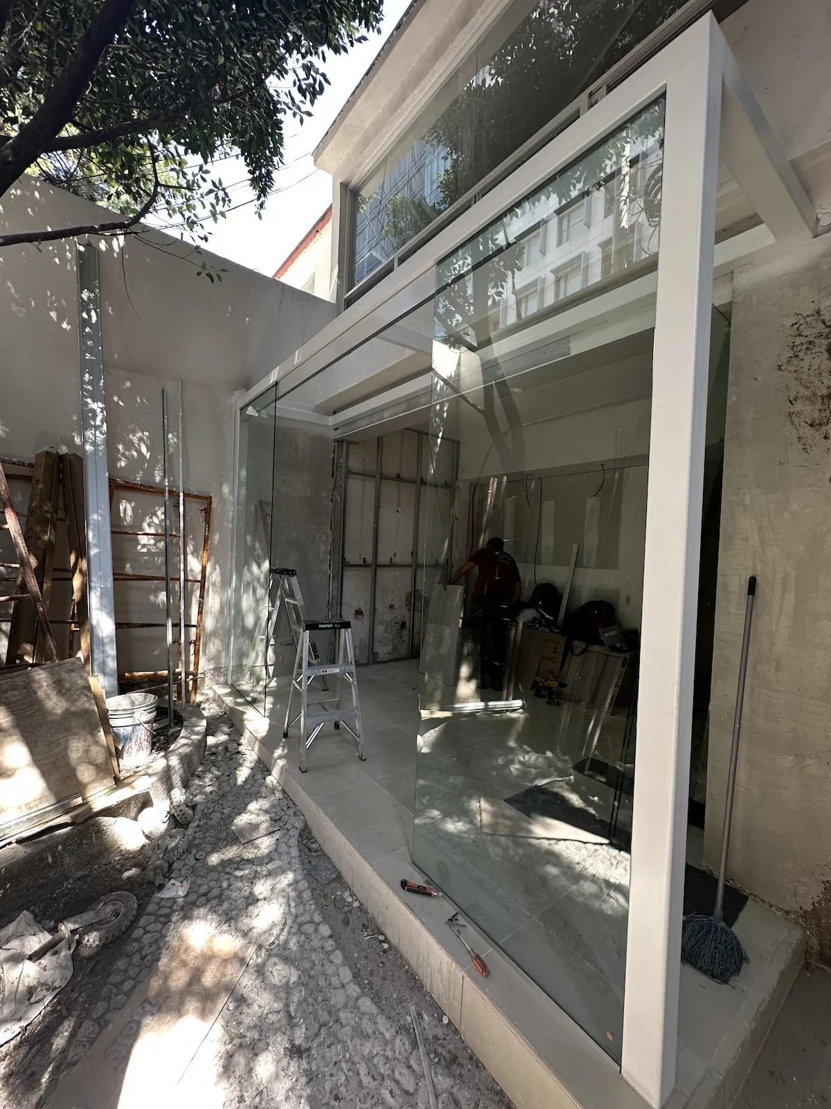 Proyecto Proyecto Karl Storz Endoskope Puerta Automatica - Smart Film (PDLC) - Foto 6