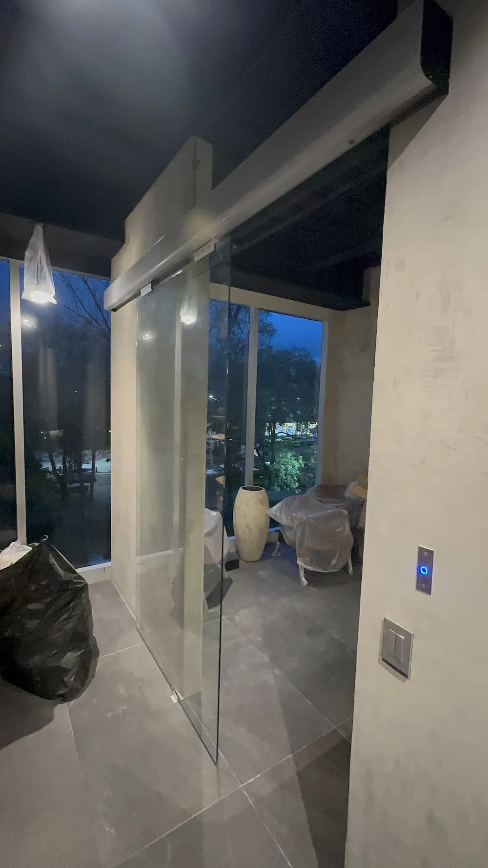 Proyecto Proyecto Keep On Moving Prado Norte Cdmx Puertas Automaticas - Smart Film (PDLC) - Foto 9