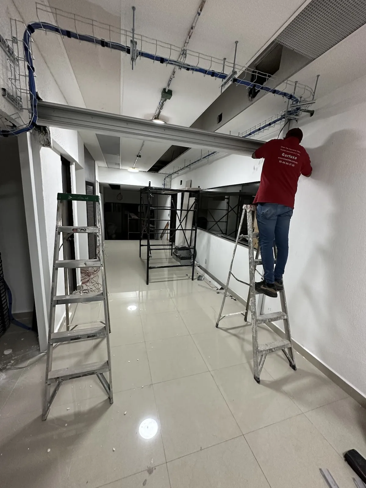 Proyecto Proyecto Lab Tec Laboratorio Cdmx Puerta Automatica - Smart Film (PDLC) - Foto 2