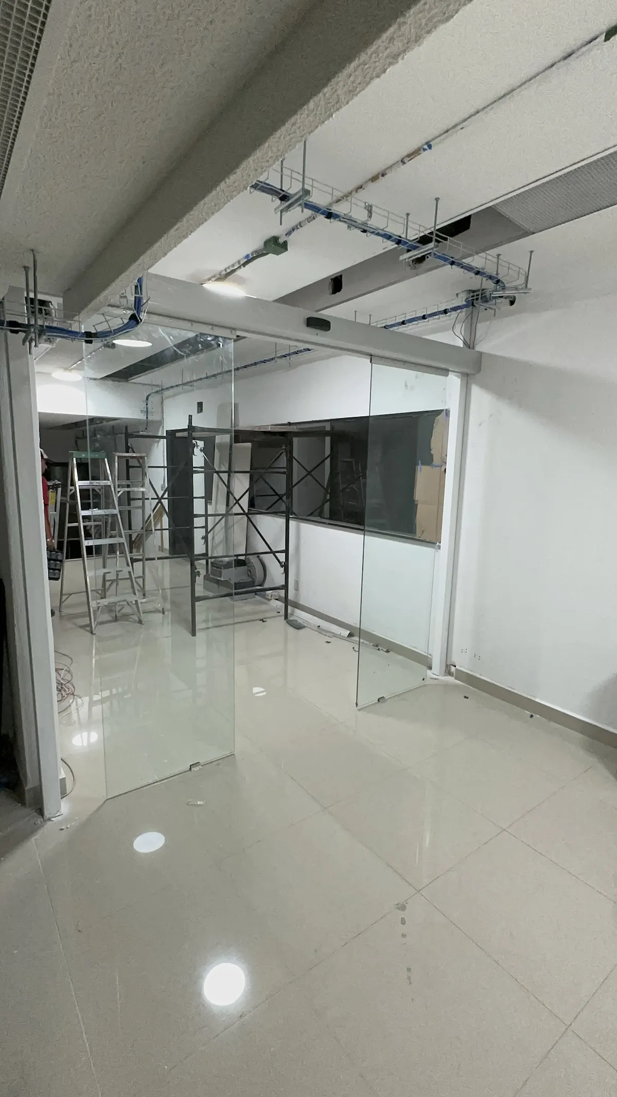 Proyecto Proyecto Lab Tec Laboratorio Cdmx Puerta Automatica - Smart Film (PDLC) - Foto 8