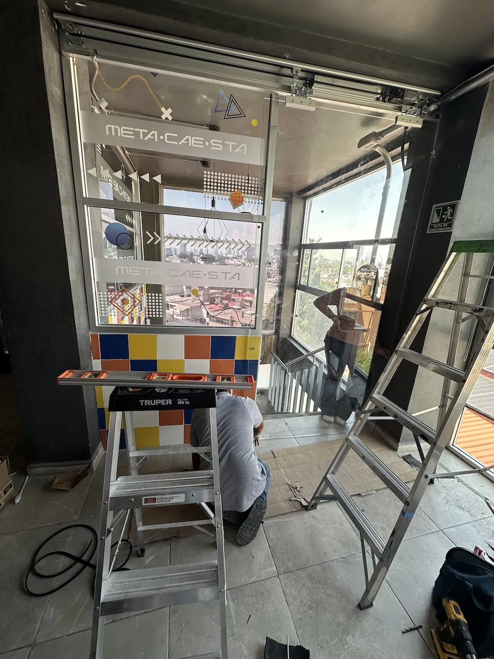 Proyecto Proyecto Meta Cae Agencia Aduanal Puerta Automatica - Smart Film (PDLC) - Foto 9