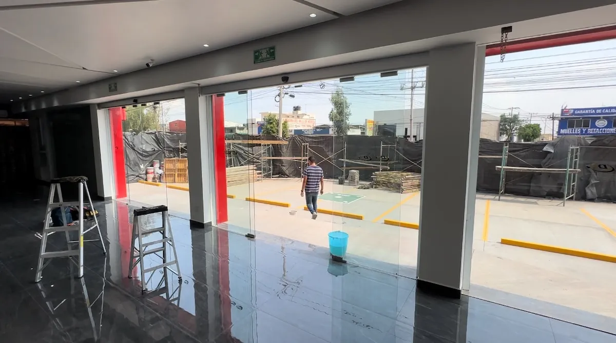Proyecto Proyecto Refaccionaria Del Norte Puertas Automaticas - Smart Film (PDLC) - Foto 14