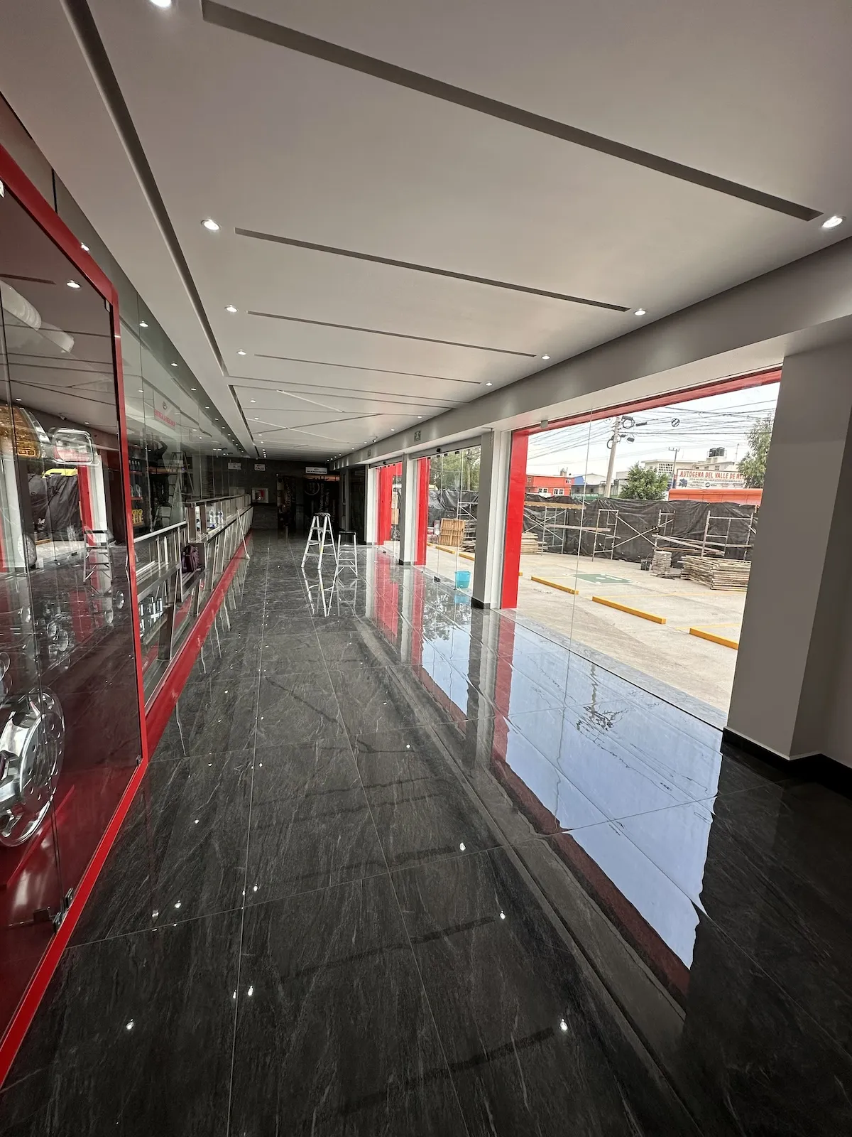 Proyecto Proyecto Refaccionaria Del Norte Puertas Automaticas - Smart Film (PDLC) - Foto 9