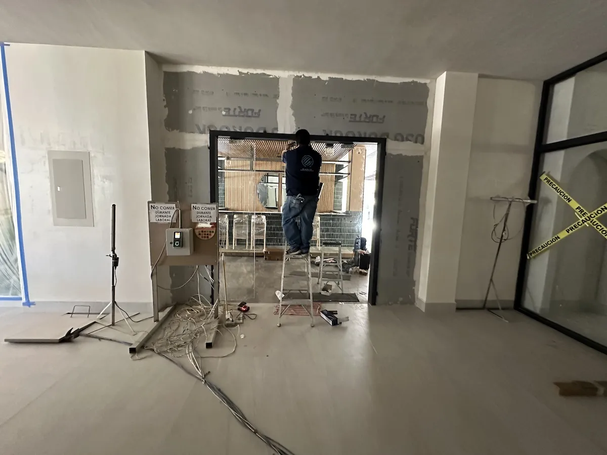 Proyecto Proyecto Restaurante Paraiso Natura - Smart Film (PDLC) - Foto 8