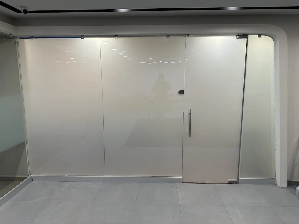 Proyecto Proyecto Sala De Juntas 2 Solidfarma Smart Film - Smart Film (PDLC) - Foto 12