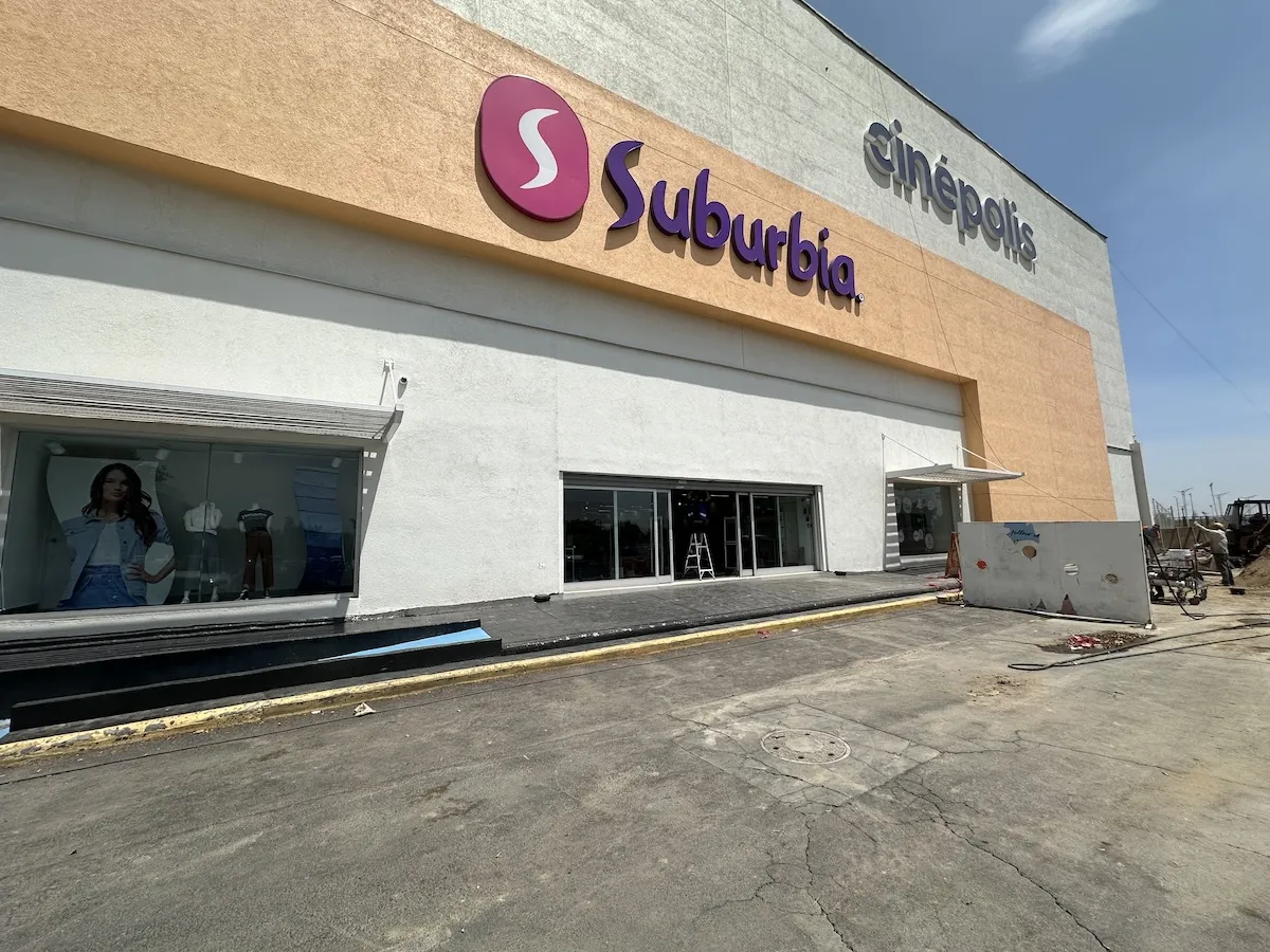 Proyecto Proyecto Suburbia Plaza Jardin Puerta Automatica - Smart Film (PDLC) - Foto 11