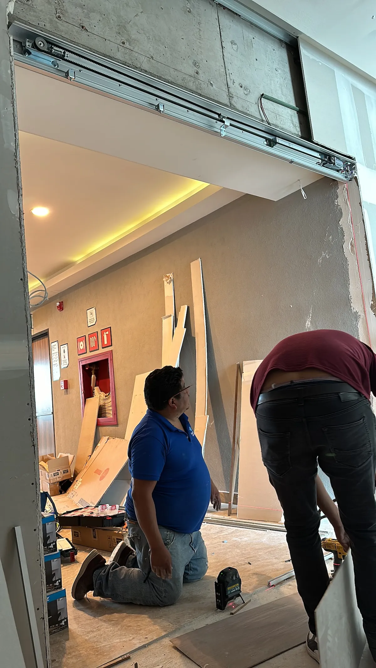 Proyecto Proyecto Torre Mayor Xalapa Puerta Automatica - Smart Film (PDLC) - Foto 3