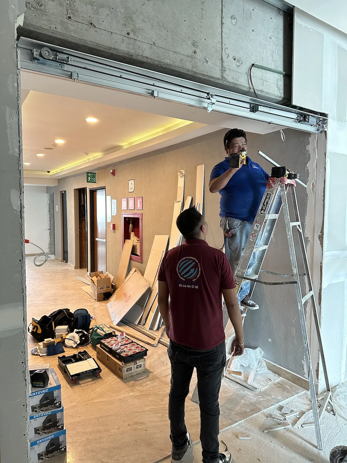 Proyecto Proyecto Torre Mayor Xalapa Puerta Automatica - Smart Film (PDLC) - Foto 6