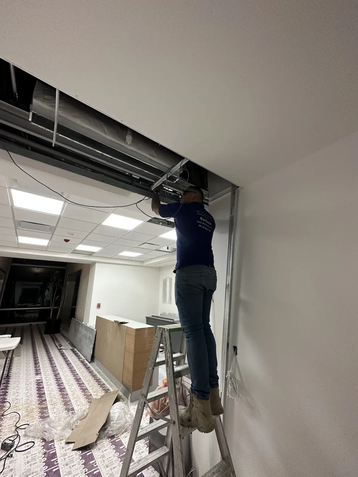 Proyecto Proyecto Toyota Puerta Automatica - Smart Film (PDLC) - Foto 7