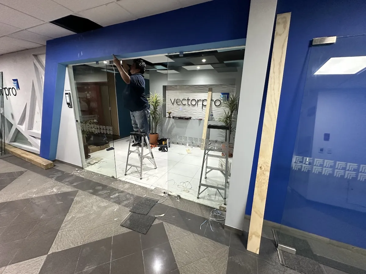 Proyecto Proyecto Vector Pro Puerta Automatica - Smart Film (PDLC) - Foto 5