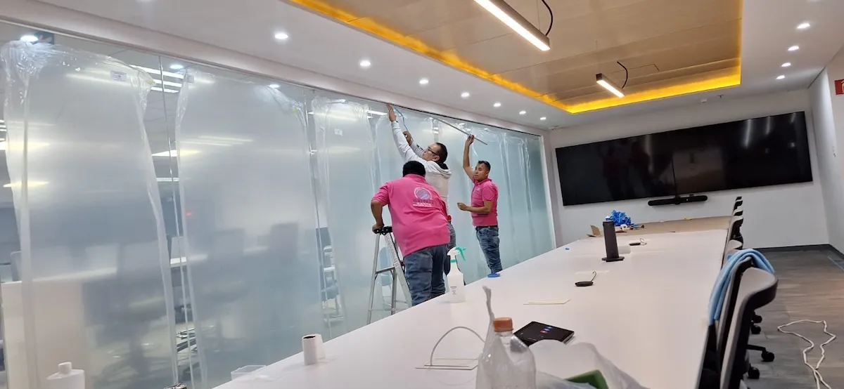 Proyecto Smart Film Mexico | Proyecto Assurant Cdmx Smart Film Pdlc Mica Inteligente Cdmx - Smart Film (PDLC) - Foto 4