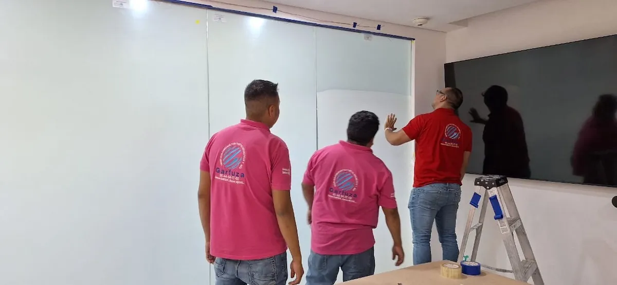 Proyecto Smart Film Mexico | Proyecto Assurant Cdmx Smart Film Pdlc Mica Inteligente Cdmx - Smart Film (PDLC) - Foto 5